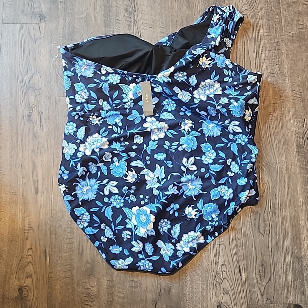 J. Crew Ruched One Shoulder One Piece in Midnight Blue Floral Size 24 BNWT - Picture 4 of 6